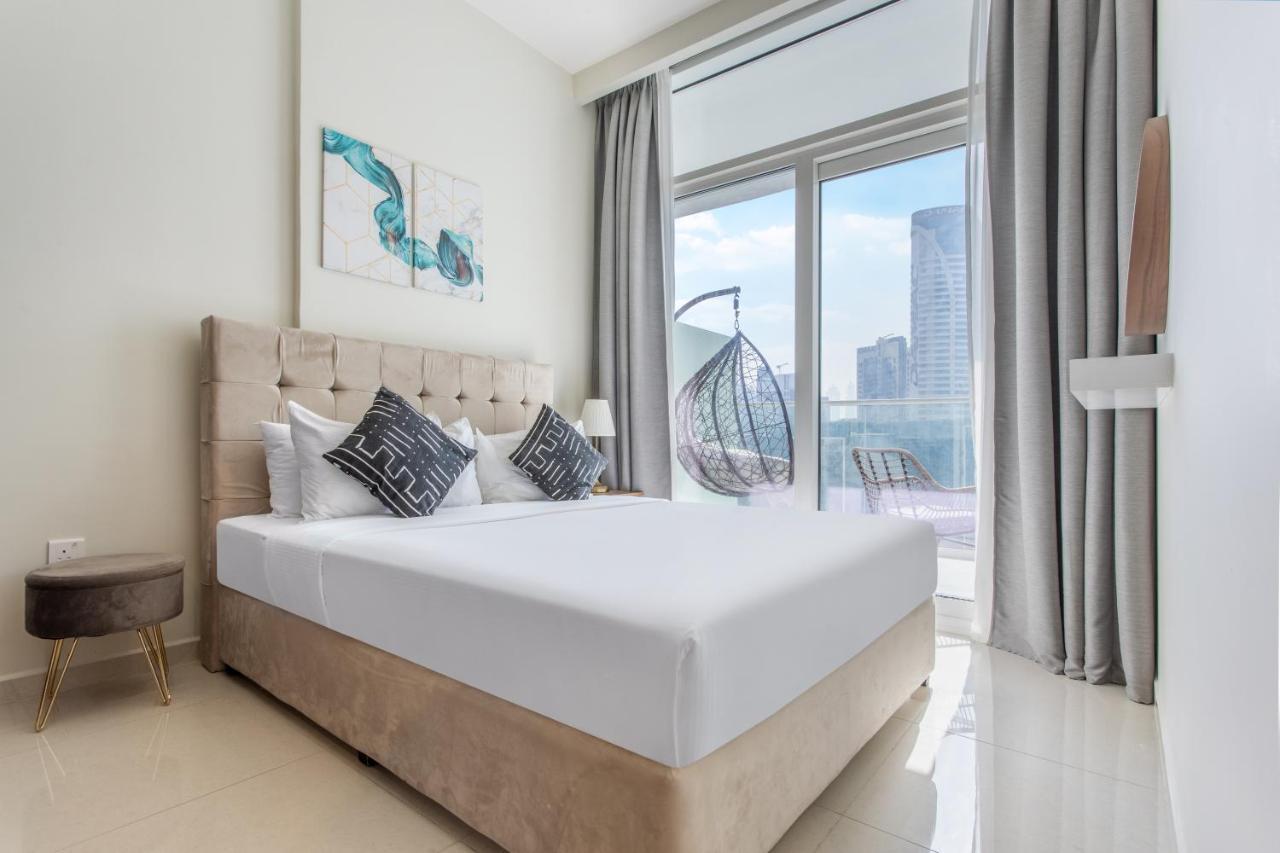 Reva Residences - One Bedroom Apartment By The S Holiday Homes ดูไบ ภายนอก รูปภาพ