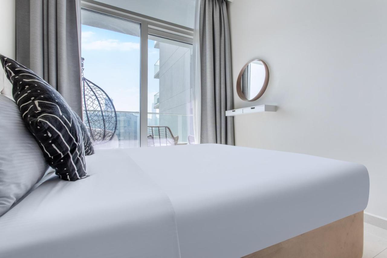 Reva Residences - One Bedroom Apartment By The S Holiday Homes ดูไบ ภายนอก รูปภาพ