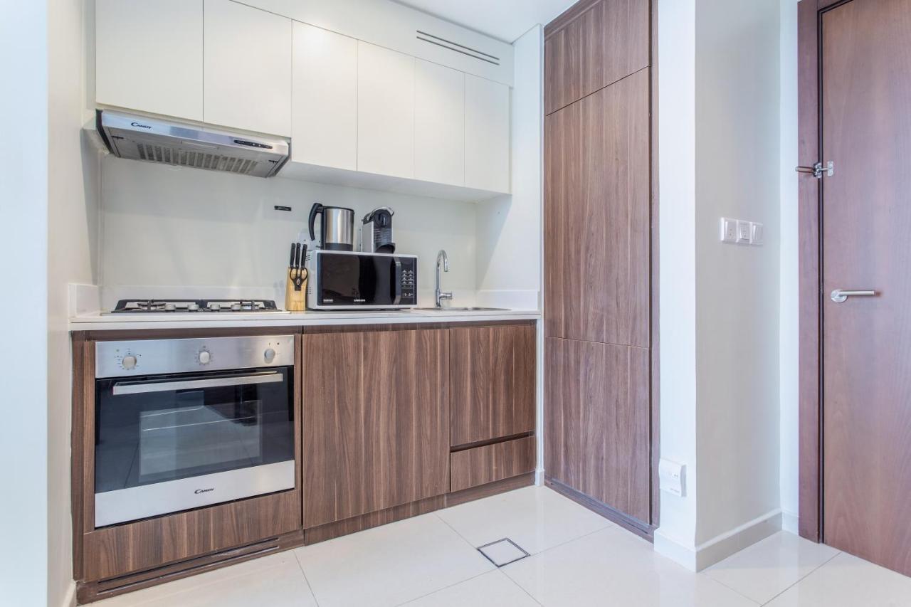 Reva Residences - One Bedroom Apartment By The S Holiday Homes ดูไบ ภายนอก รูปภาพ